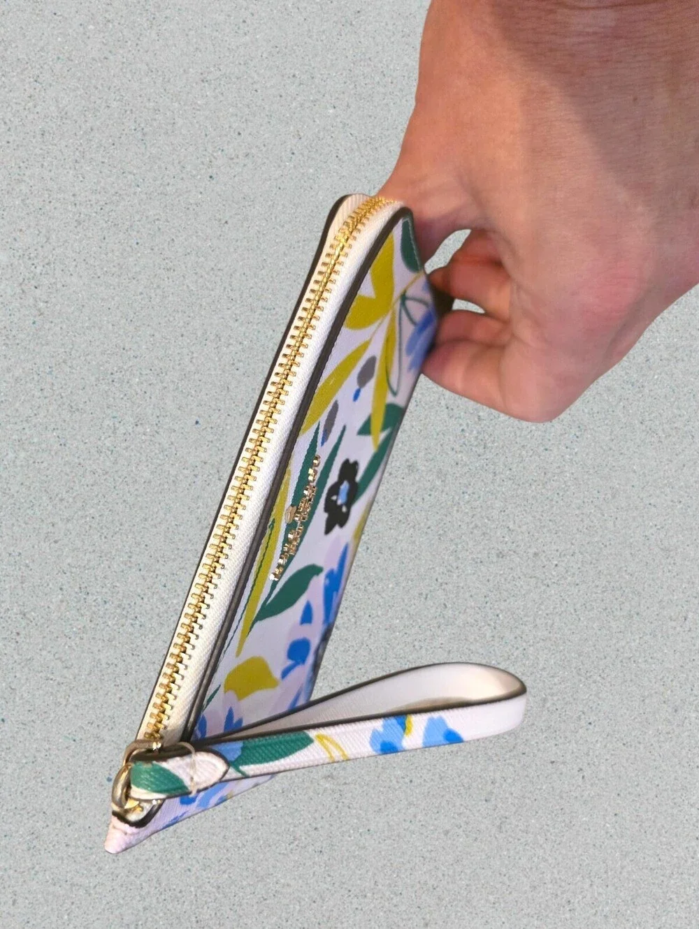 Kate Spade Floral Wristlet Wallet Pink Blue Yellow Flowers